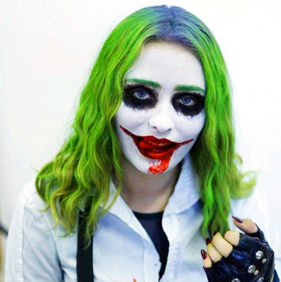 Wer sagt, dass der 'Joker' keine Maske für Frauen ist?